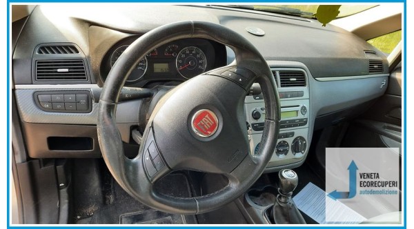 FIAT GRANDE PUNTO 4C del 2009 parti usate e ricambi