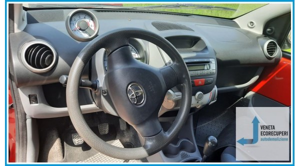 TOYOTA AYGO 1a Serie  del 2006 parti usate e ricambi