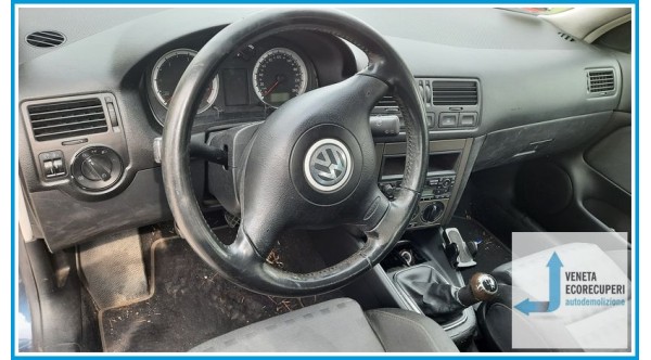 VOLKSWAGEN BORA 1J del 2004 parti usate e ricambi
