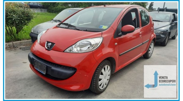 PEUGEOT 107  del 2007 parti usate e ricambi