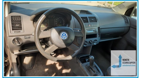 VOLKSWAGEN POLO 9N del 2002 parti usate e ricambi