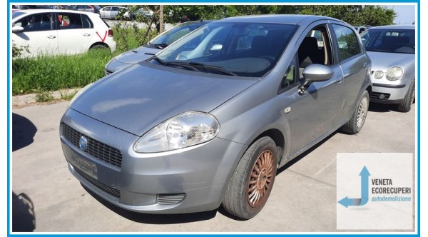FIAT GRANDE PUNTO 2Y del 2006 parti usate e ricambi
