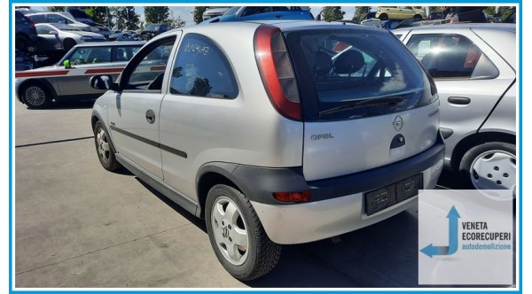 OPEL CORSA X01 del 2001 parti usate e ricambi