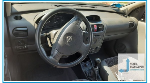 OPEL CORSA X01 del 2001 parti usate e ricambi