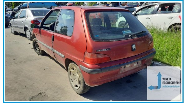 PEUGEOT 106  del 1997 parti usate e ricambi