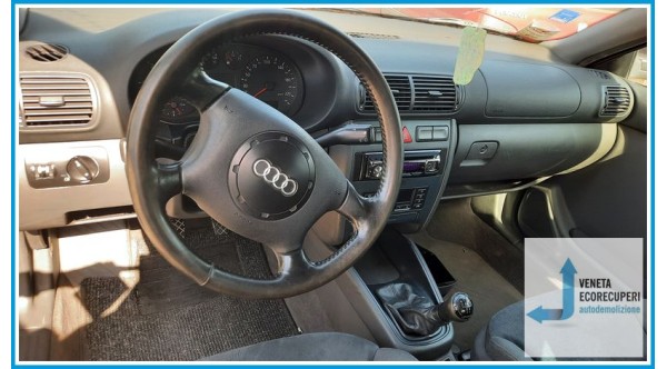 AUDI A3 8L del 1998 parti usate e ricambi