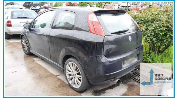 FIAT GRANDE PUNTO 2Y del 2007 parti usate e ricambi