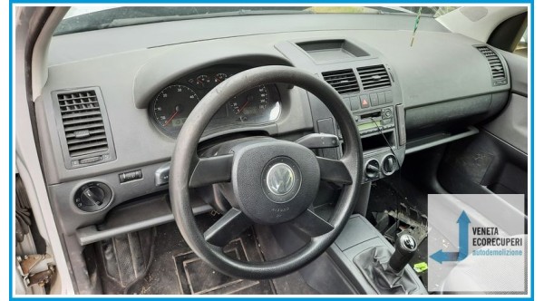 VOLKSWAGEN POLO 9N del 2005 parti usate e ricambi