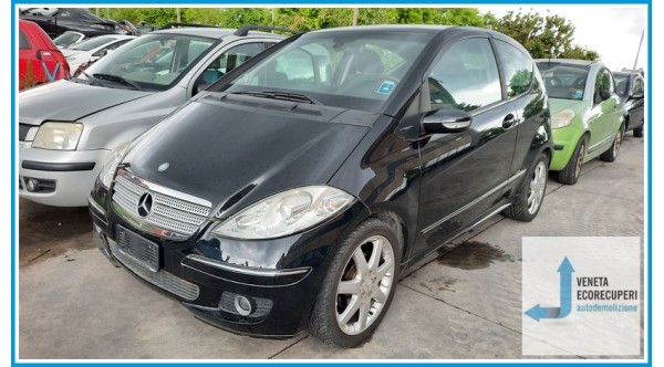 MERCEDES-BENZ Classe A W/C169 del 2006 parti usate e ricambi