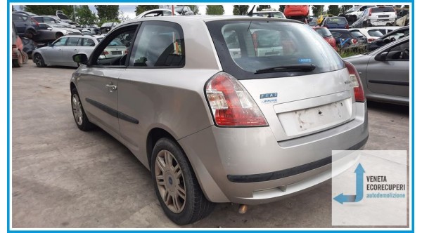 FIAT STILO 2C del 2002 parti usate e ricambi