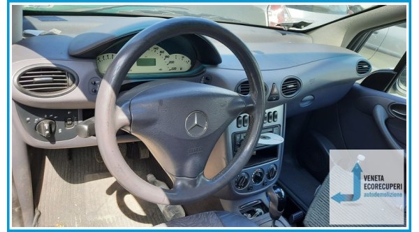 MERCEDES-BENZ Classe A W168 del 2004 parti usate e ricambi