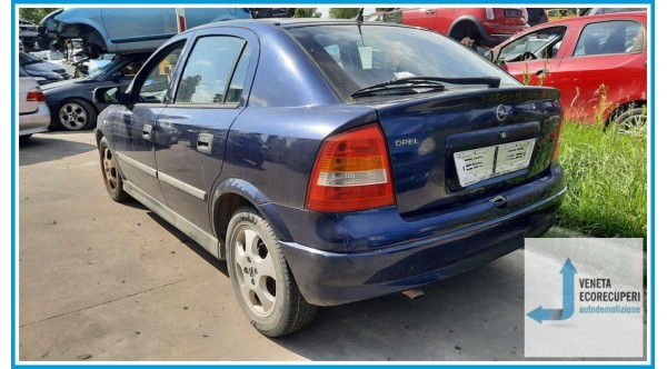 OPEL ASTRA T98 del 2001 parti usate e ricambi