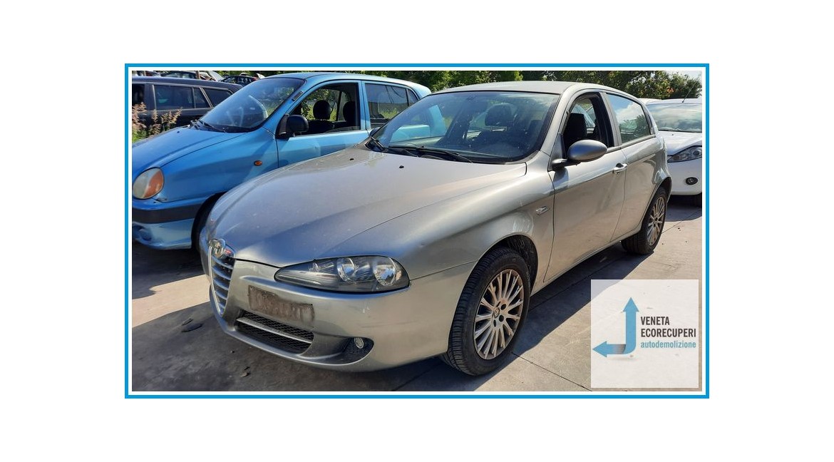 ALFA ROMEO 147 W8 del 2009 parti usate e ricambi