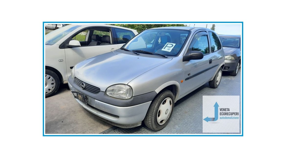 OPEL CORSA S93 del 1997 parti usate e ricambi