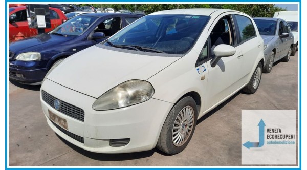 FIAT GRANDE PUNTO 2Y del 2007 parti usate e ricambi