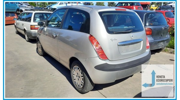 LANCIA YPSILON TE del 2004 parti usate e ricambi
