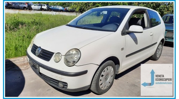 VOLKSWAGEN POLO 9N del 2002 parti usate e ricambi