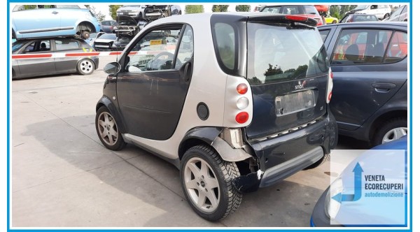 SMART COUPE' C450 del 2002 parti usate e ricambi