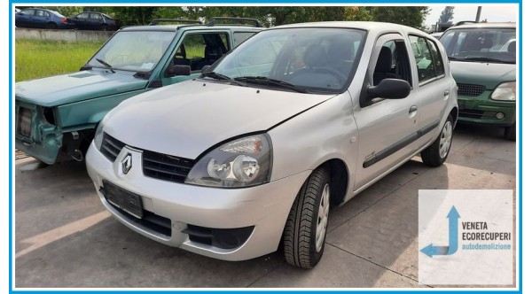 RENAULT CLIO 2a Serie  del 2007 parti usate e ricambi