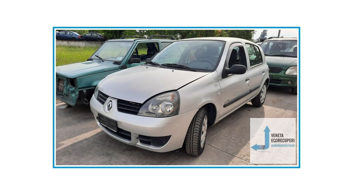 RENAULT CLIO 2a Serie  del 2007 parti usate e ricambi