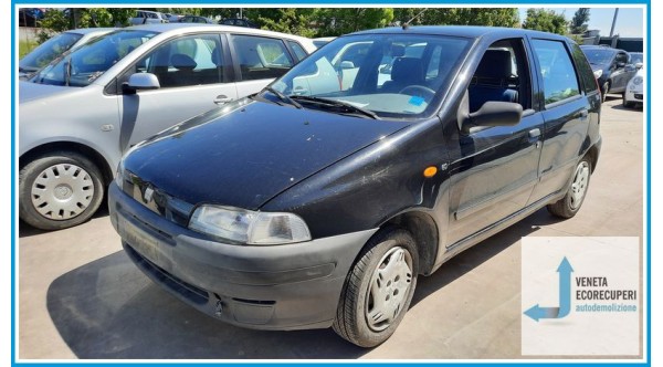 FIAT PUNTO 1a Serie  del 1998 parti usate e ricambi