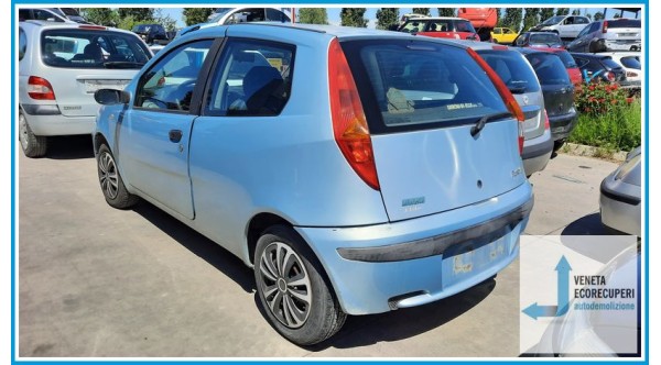 FIAT PUNTO 1N/1P del 2001 parti usate e ricambi
