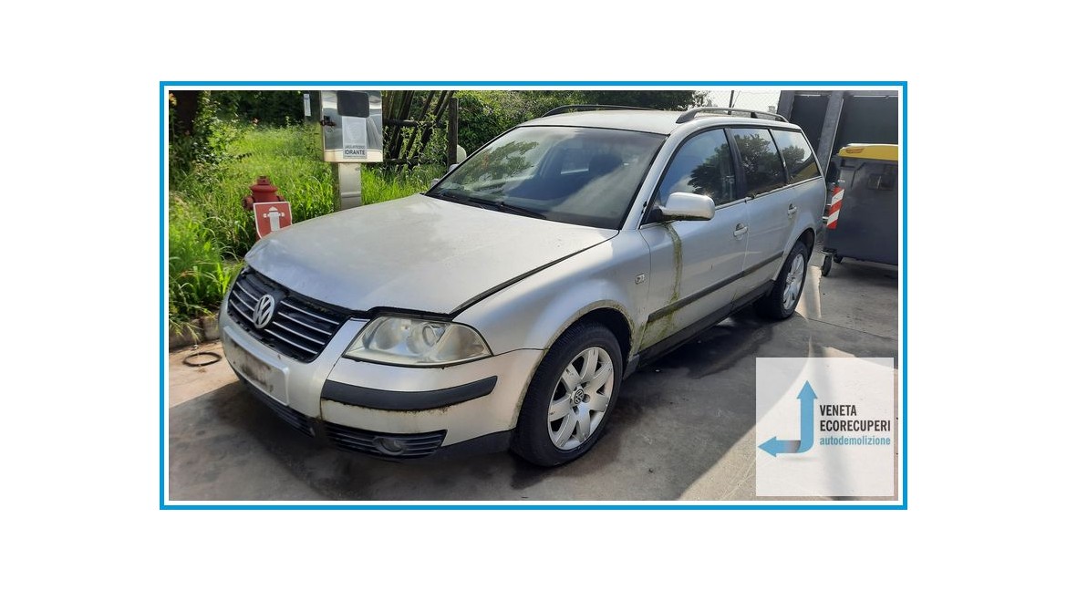 VOLKSWAGEN PASSAT 3B del 2003 parti usate e ricambi