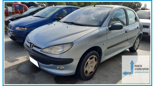 PEUGEOT 206  del 2001 parti usate e ricambi