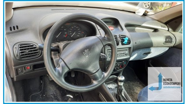 PEUGEOT 206  del 2001 parti usate e ricambi