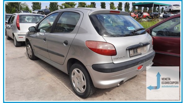 PEUGEOT 206  del 2002 parti usate e ricambi