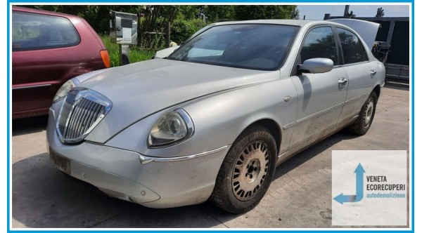 LANCIA THESIS SJ del 2004 parti usate e ricambi