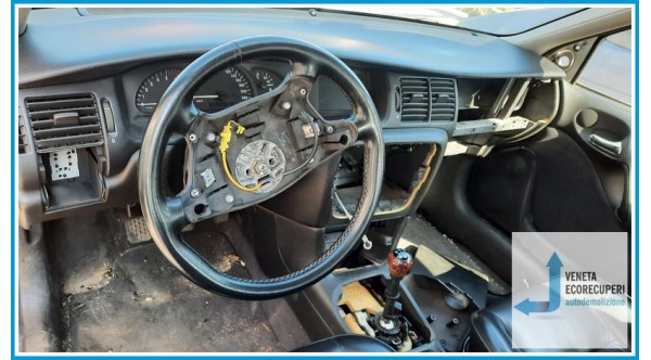 OPEL VECTRA J96 del 2000 parti usate e ricambi