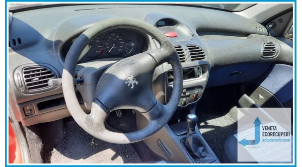 PEUGEOT 206  del 1999 parti usate e ricambi