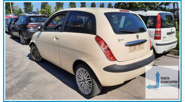 LANCIA YPSILON TE del 2004 parti usate e ricambi