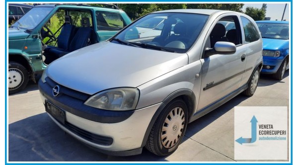 OPEL CORSA X01 del 2002 parti usate e ricambi