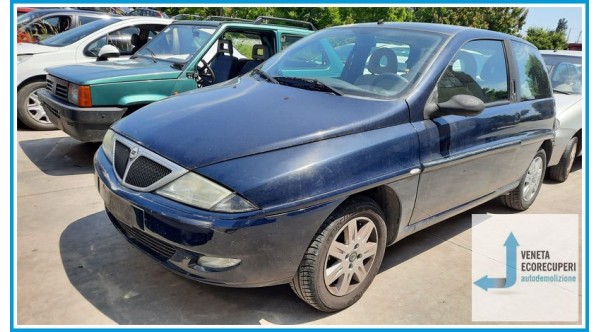 LANCIA Y  del 2002 parti usate e ricambi