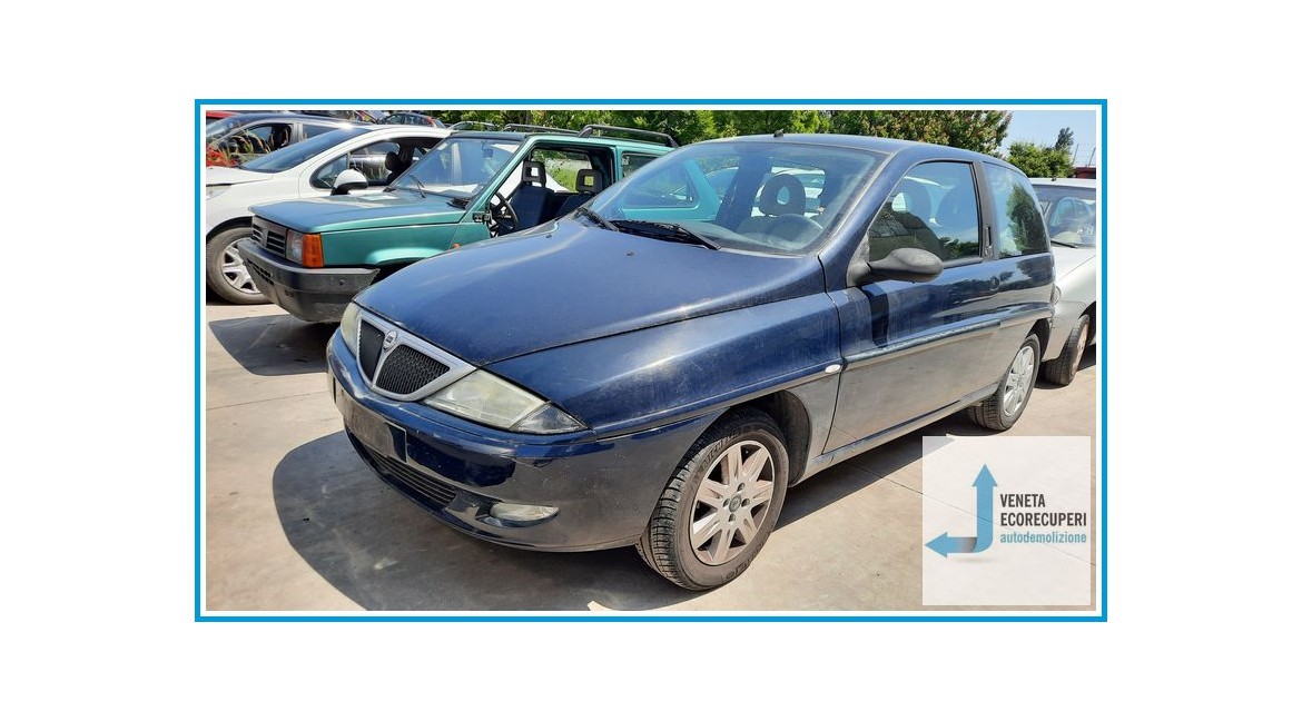 LANCIA Y  del 2002 parti usate e ricambi