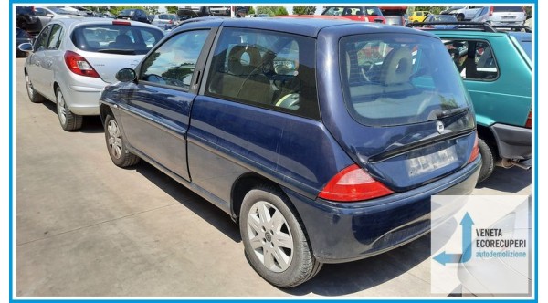 LANCIA Y  del 2002 parti usate e ricambi