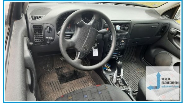 VOLKSWAGEN POLO 3a Serie  del 1999 parti usate e ricambi