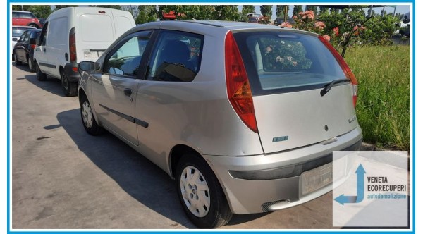 FIAT PUNTO 1N/1P del 2001 parti usate e ricambi