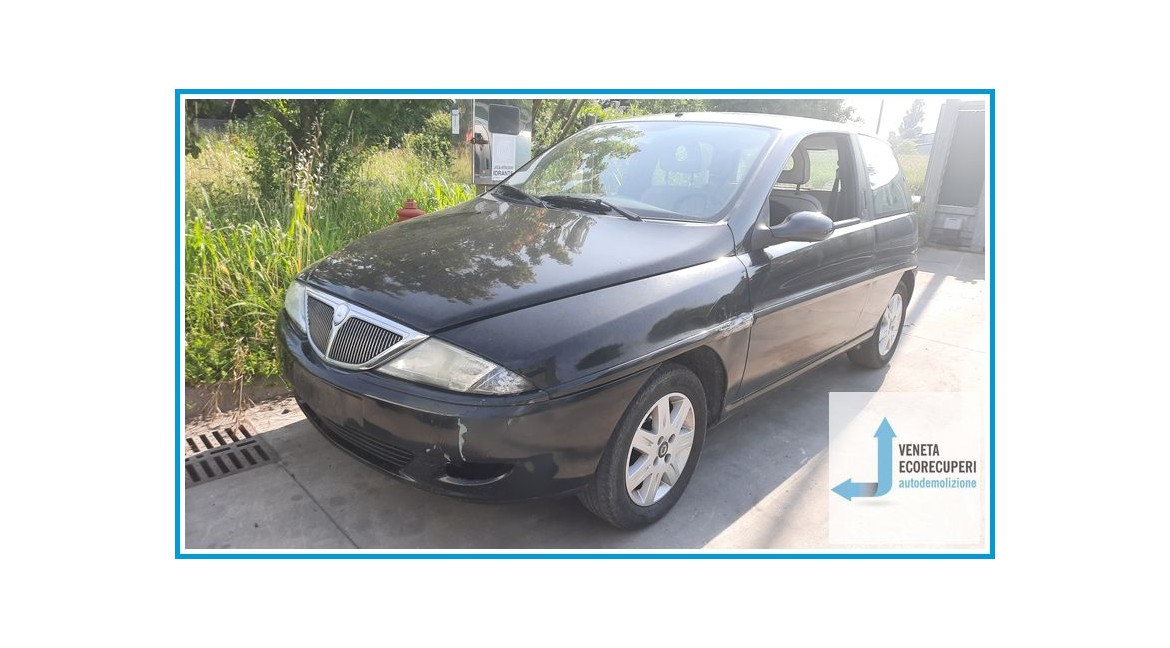 LANCIA Y  del 2003 parti usate e ricambi
