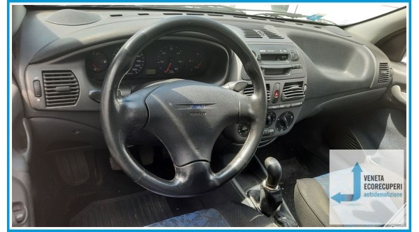FIAT BRAVO 1L del 2000 parti usate e ricambi
