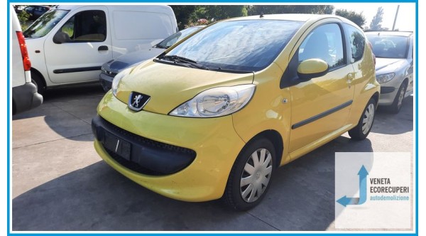 PEUGEOT 107  del 2006 parti usate e ricambi