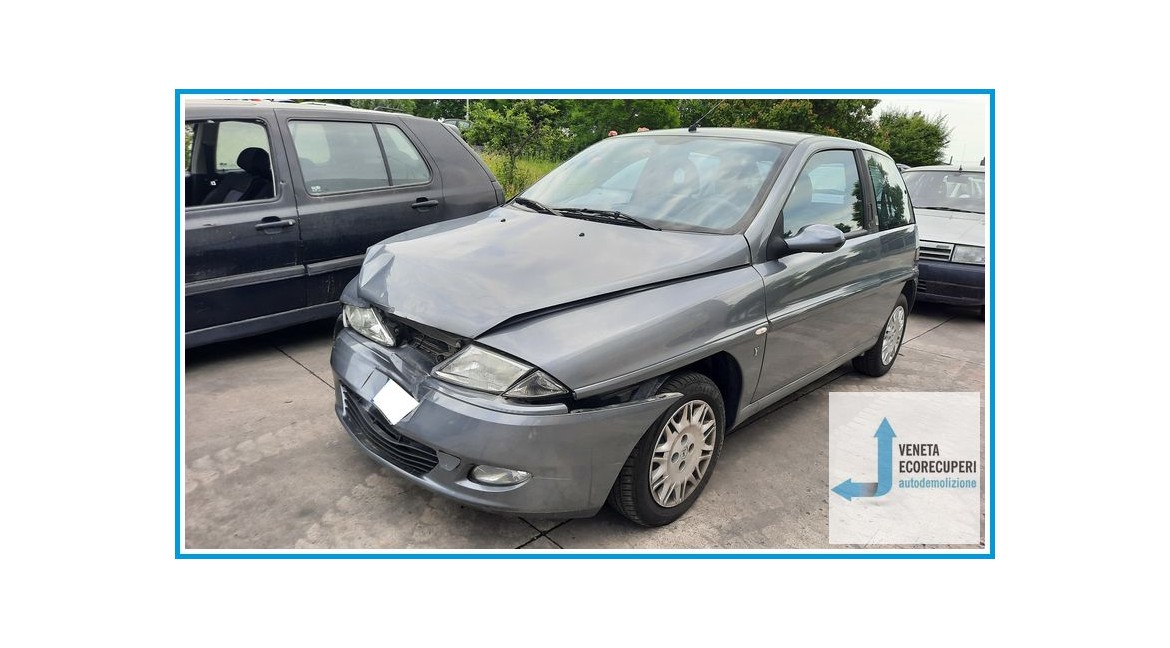LANCIA Y  del 2003 parti usate e ricambi