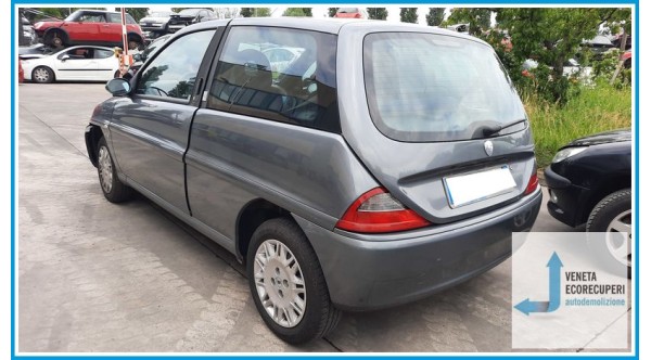 LANCIA Y  del 2003 parti usate e ricambi