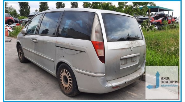 LANCIA PHEDRA TC del 2002 parti usate e ricambi