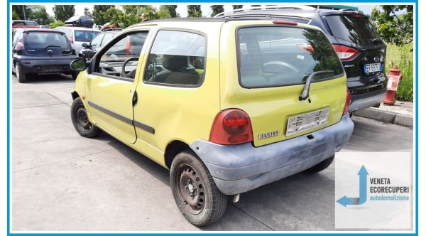 RENAULT TWINGO 1a Serie  del 1999 parti usate e ricambi