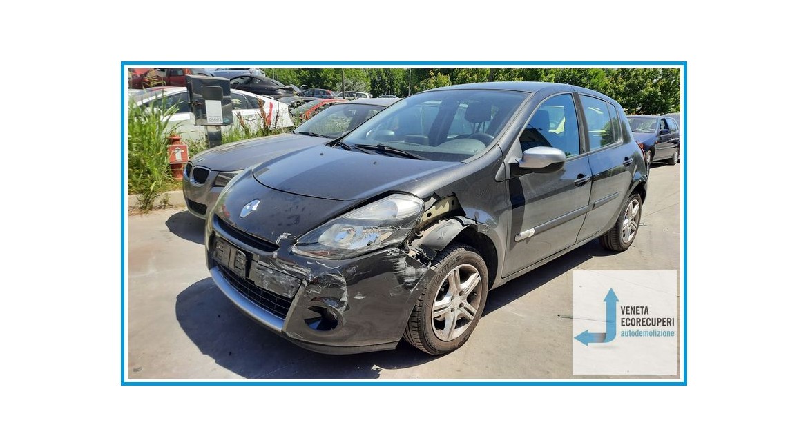 RENAULT CLIO 3a Serie  del 2010 parti usate e ricambi
