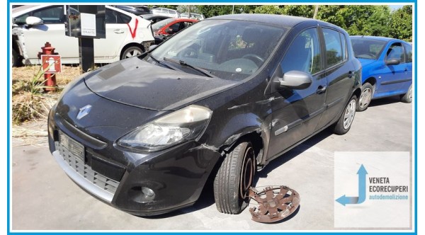 RENAULT CLIO 3a Serie  del 2011 parti usate e ricambi