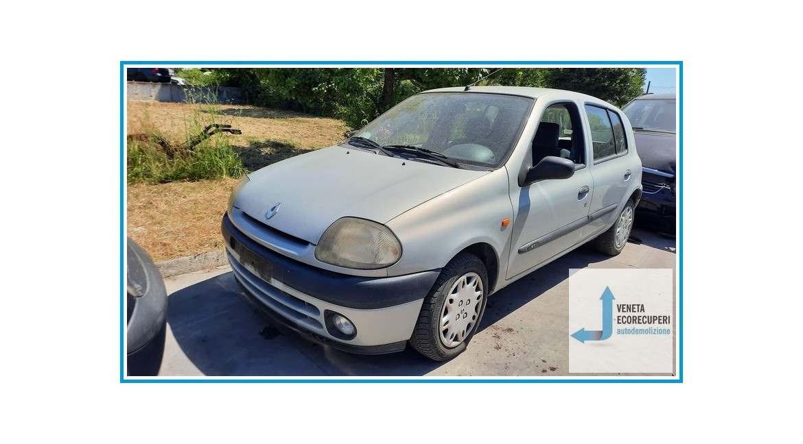 RENAULT CLIO 2a Serie  del 1998 parti usate e ricambi